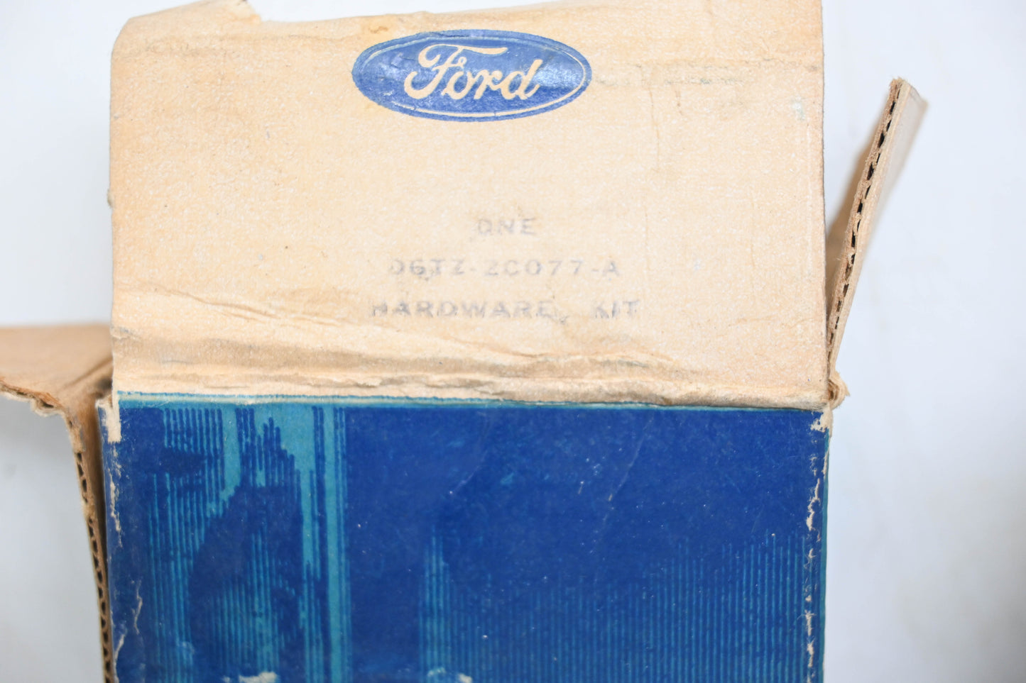 New OEM Ford D6TZ-2C077-A Brake Shoe Hardware Kit NOS