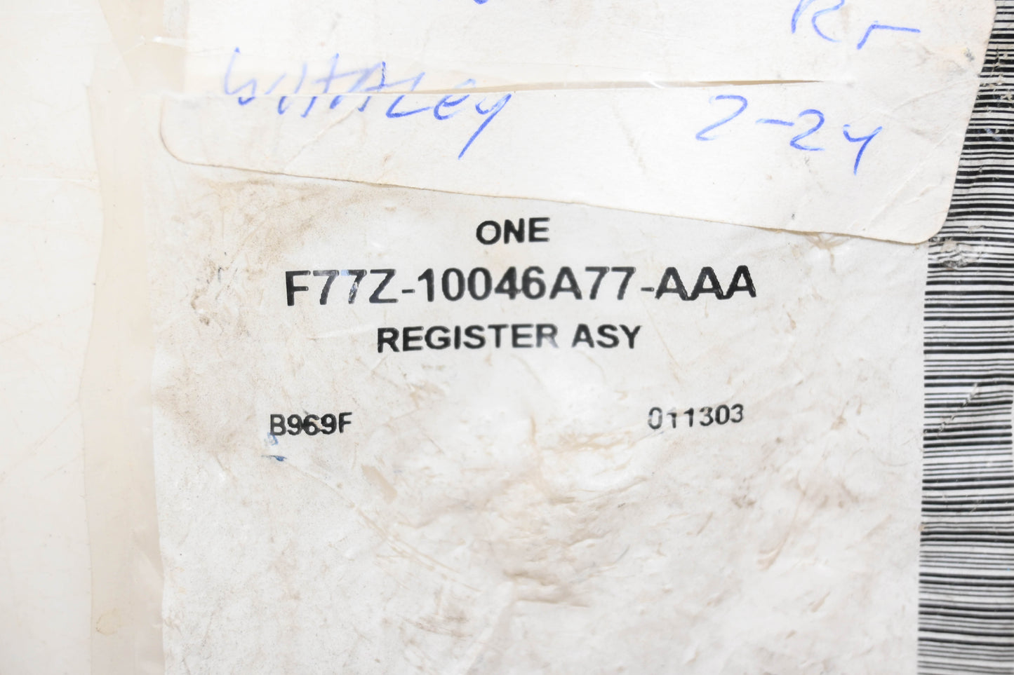 New OEM Ford F77Z-10046A77-AAA Defroster Air Vent Assembly NOS