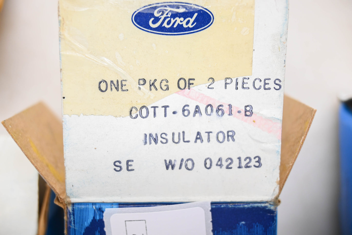 New OEM Ford COTT-6A061-B Lower Rear Mounts Qty 2 NOS