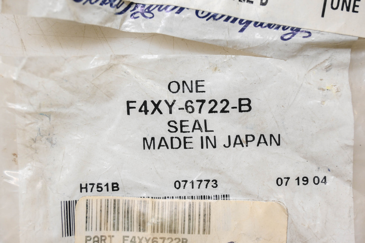 New OEM Ford F4XY-6722-B Engine Oil Pan End Seal NOS