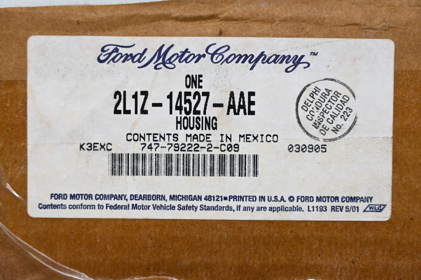 New OEM Ford 2L1Z-14527-AAE, 2L1X-14A567-AF Passenger Side Switch Housing NOS