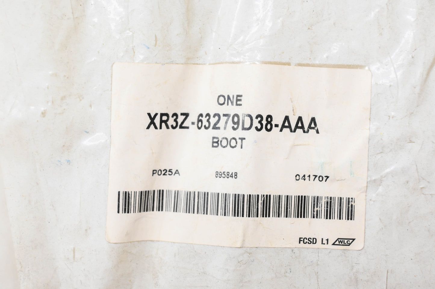 New OEM Ford XR3Z-63279D38-AAA Screen Assembly Boot NOS