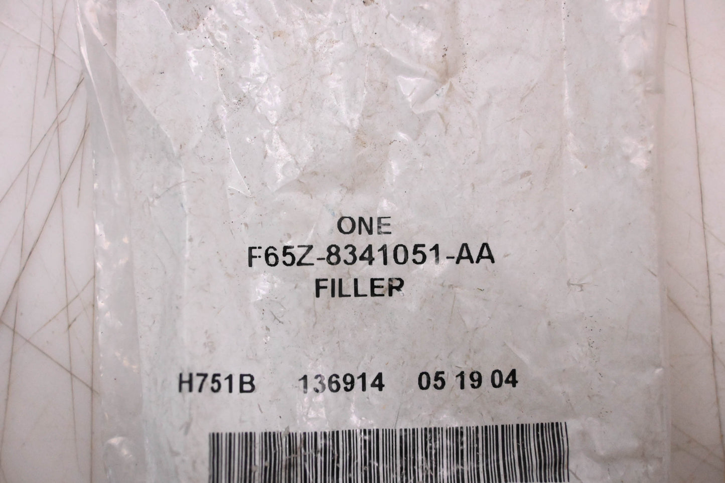 New OEM Ford F65Z-8341051-AA Lower Tailgate Filler NOS