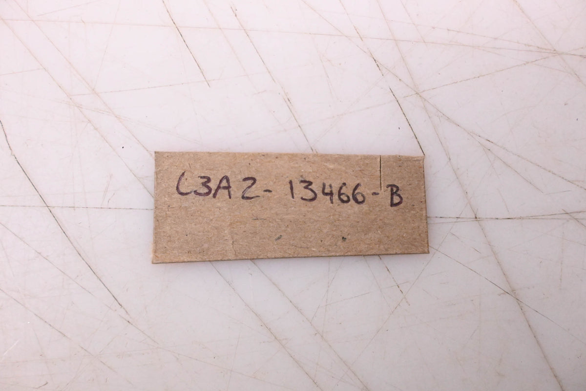 New OEM Ford C3AZ-13466-B Lamp Bulbs NOS