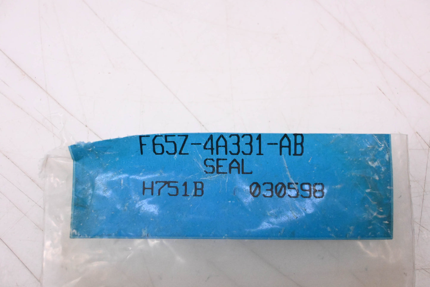 New OEM Ford F65Z-4A331-AB Seal NOS