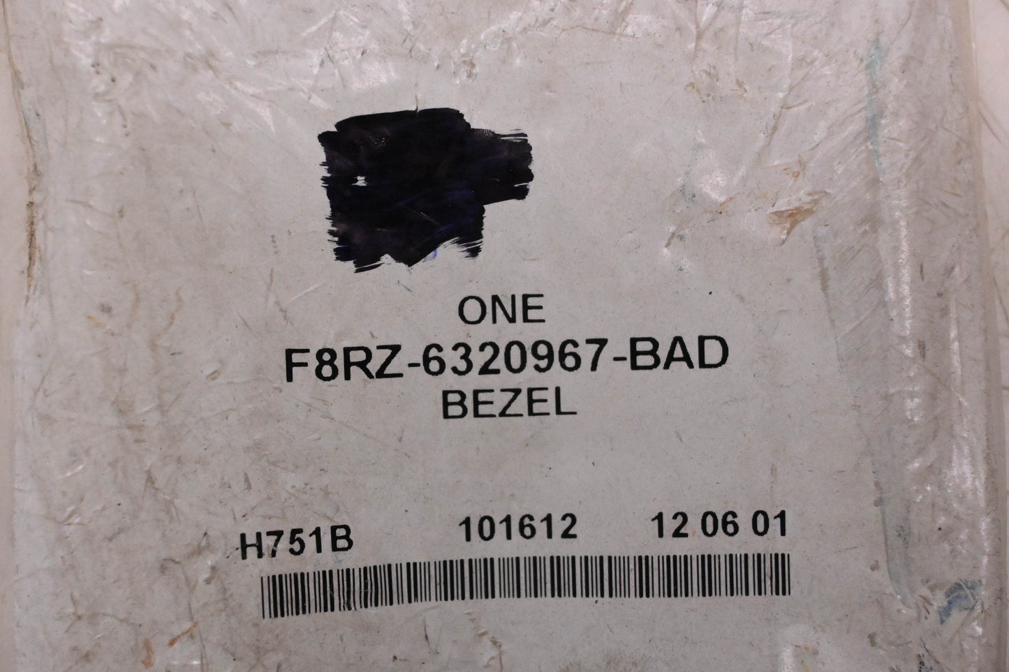 New OEM Ford F8RZ-6320967-BAD Bezel NOS