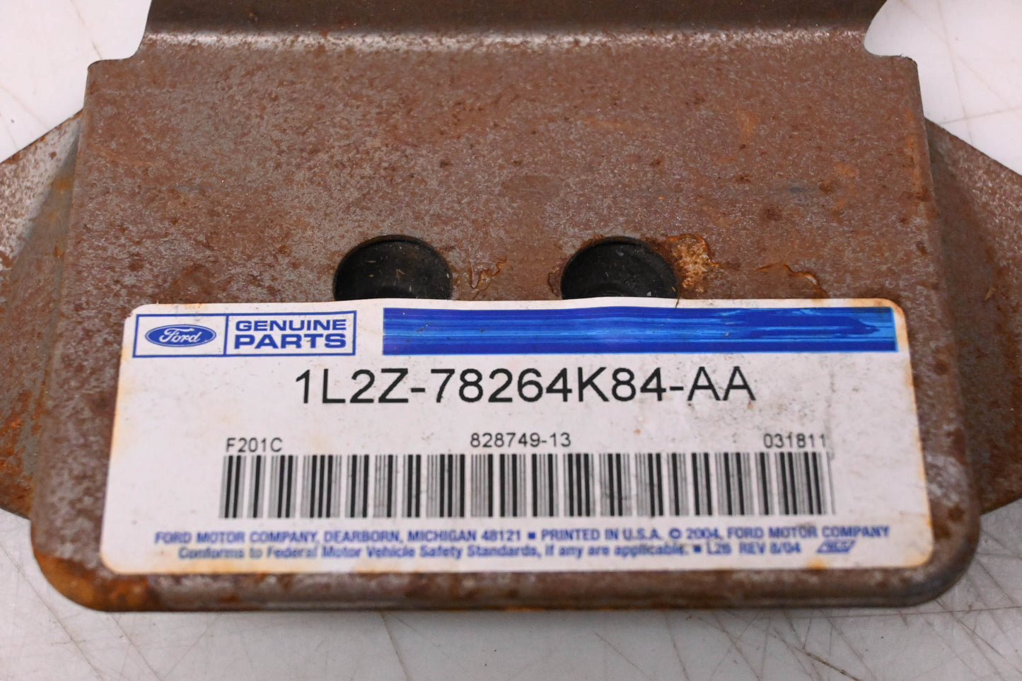 New OEM Ford 1L2Z-78264K84-AA Quarter Panel Reinforcement Assembly NOS