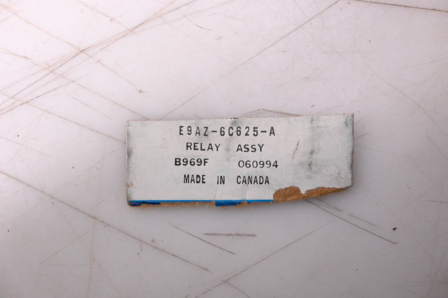 New OEM Ford E9AZ-6C625-A Oil Level Relay Assembly NOS