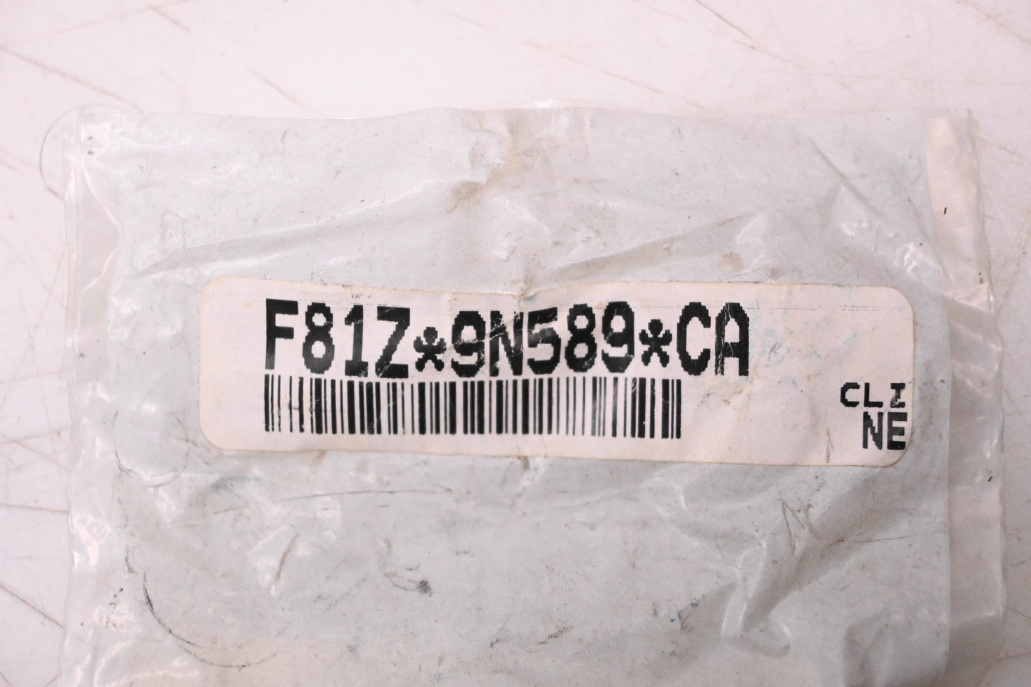 New OEM Ford F81Z-9N589-CA Clip NOS