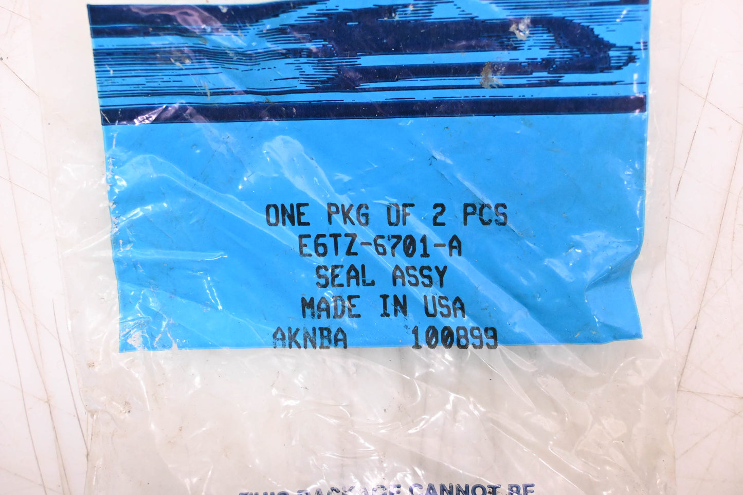 New OEM Ford E6TZ-6701-A Crankshaft Seal Kit NOS