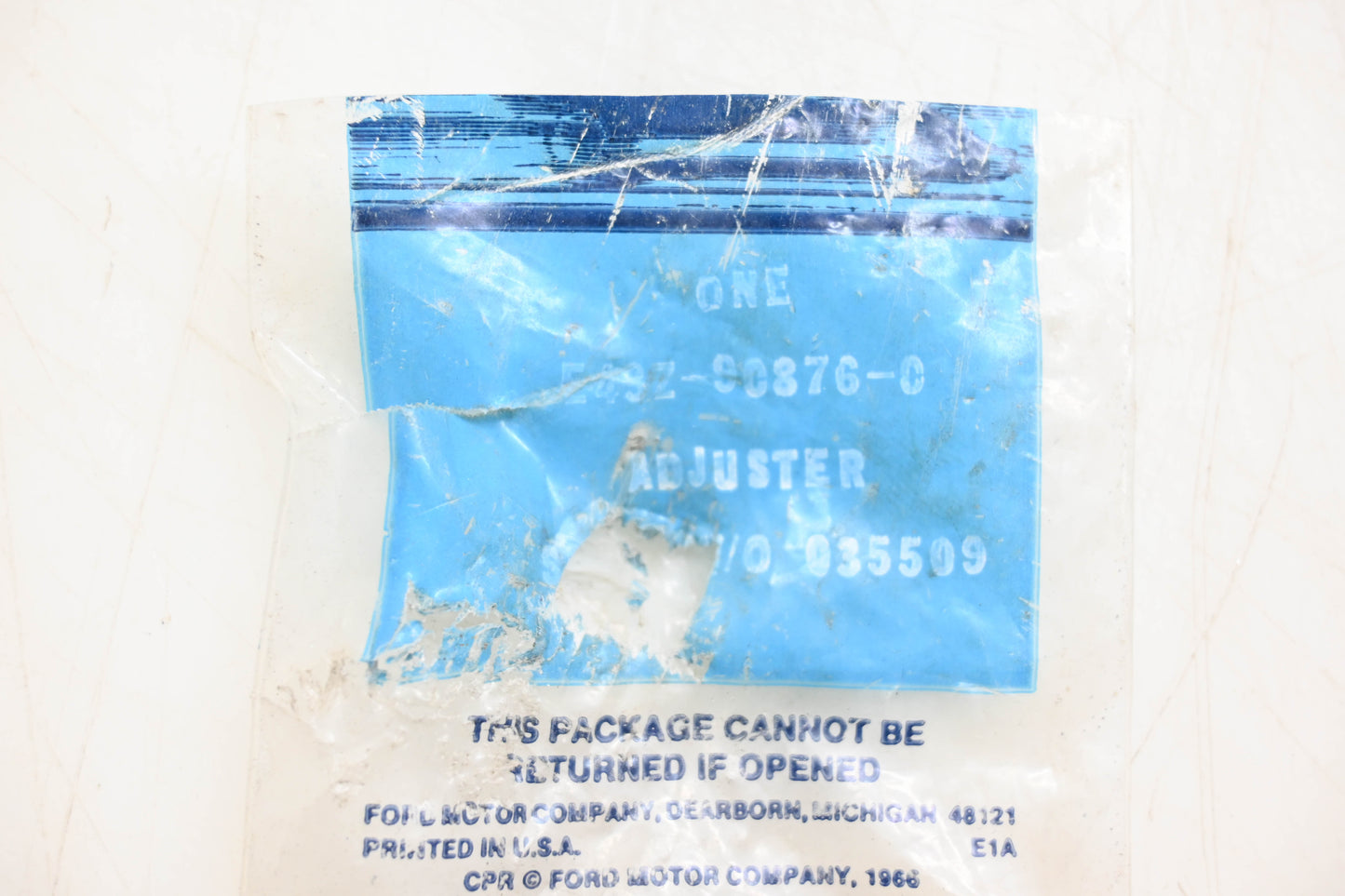 New OEM Ford E43Z-9C876-C Speed Control Connector NOS