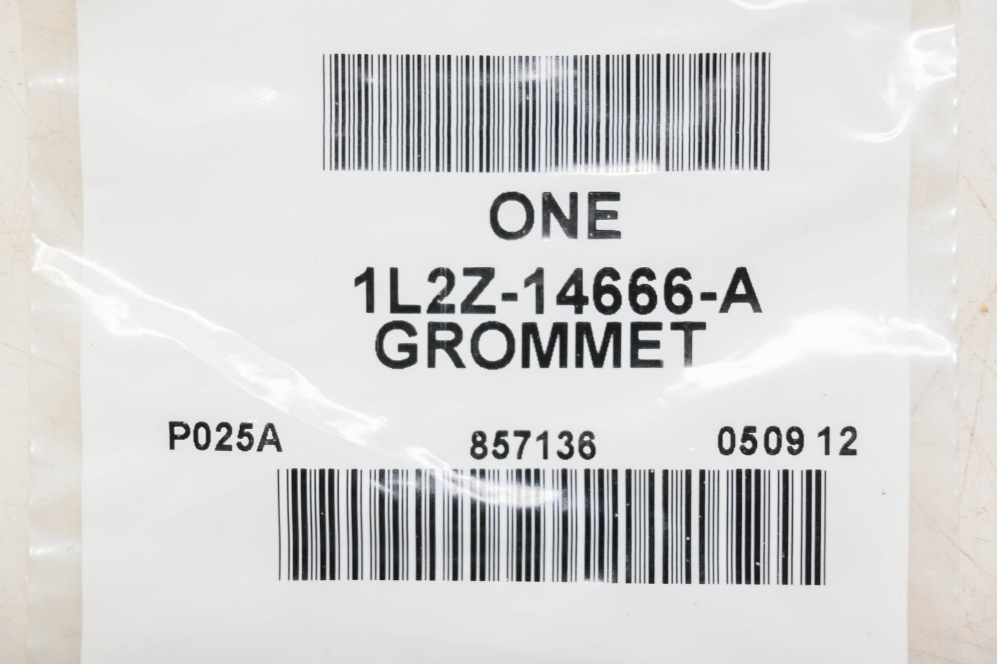 New OEM Ford 1L2Z-14666-A Grommet NOS