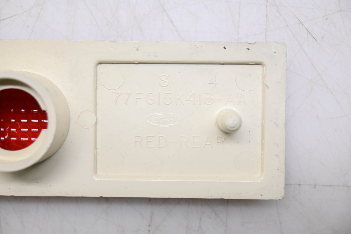 New OEM Ford 77FG15K413-AA Rear Marker Red Lamp Assembly NOS