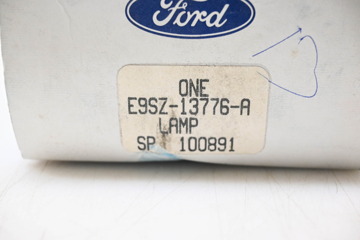 New OEM Ford E9SZ-13776-A Passenger Side Lamp Assembly NOS