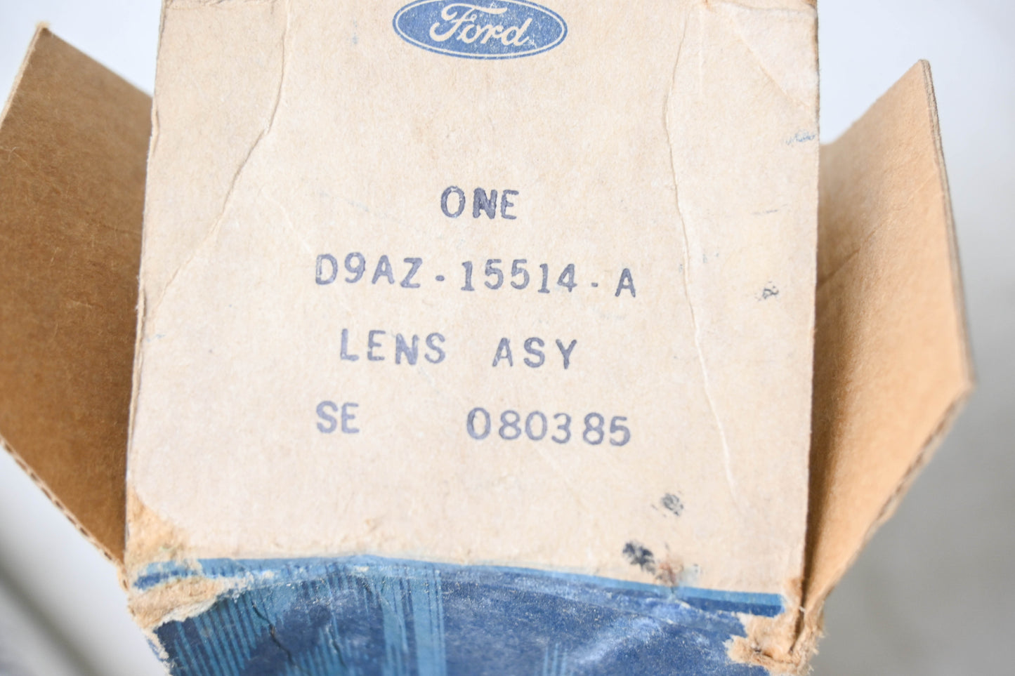 New OEM Ford D9AZ-15514-A Rear Passenger Side Backup Lamp Lens NOS