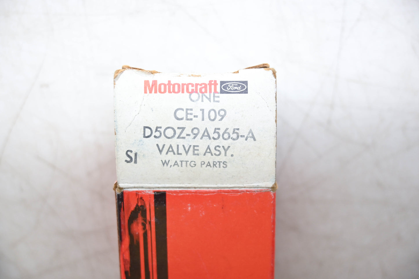 New OEM Motorcraft CE-109, D5OZ-9A565-A Valve Assembly NOS