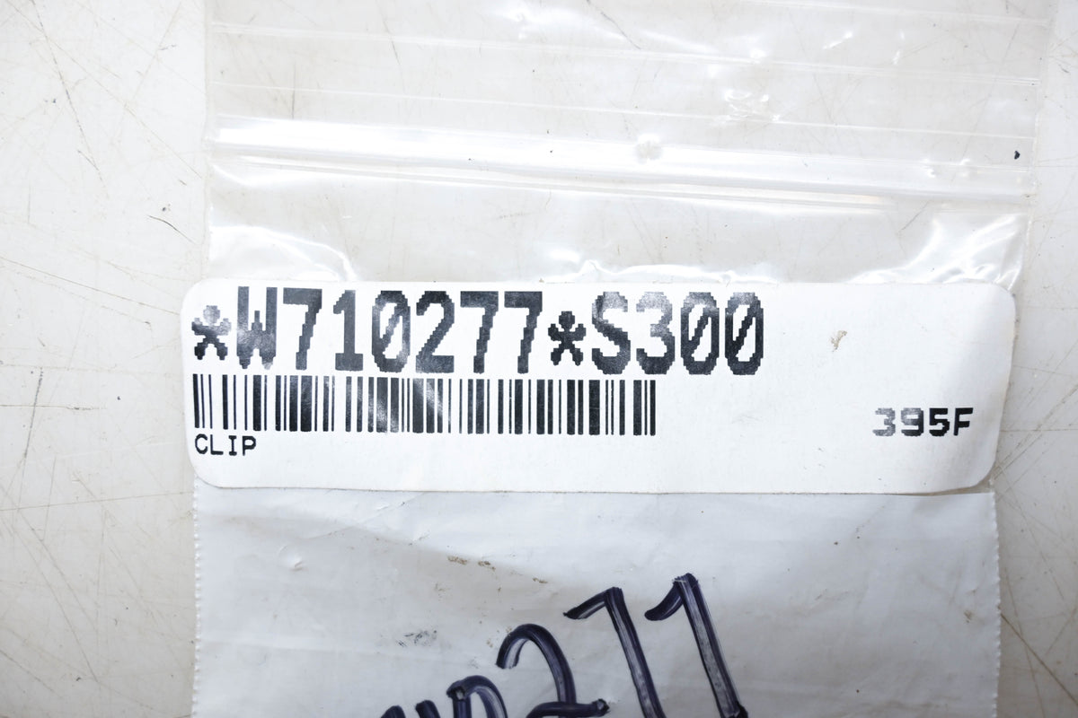 New OEM Ford W710277-S300 Clips Qty 2 NOS
