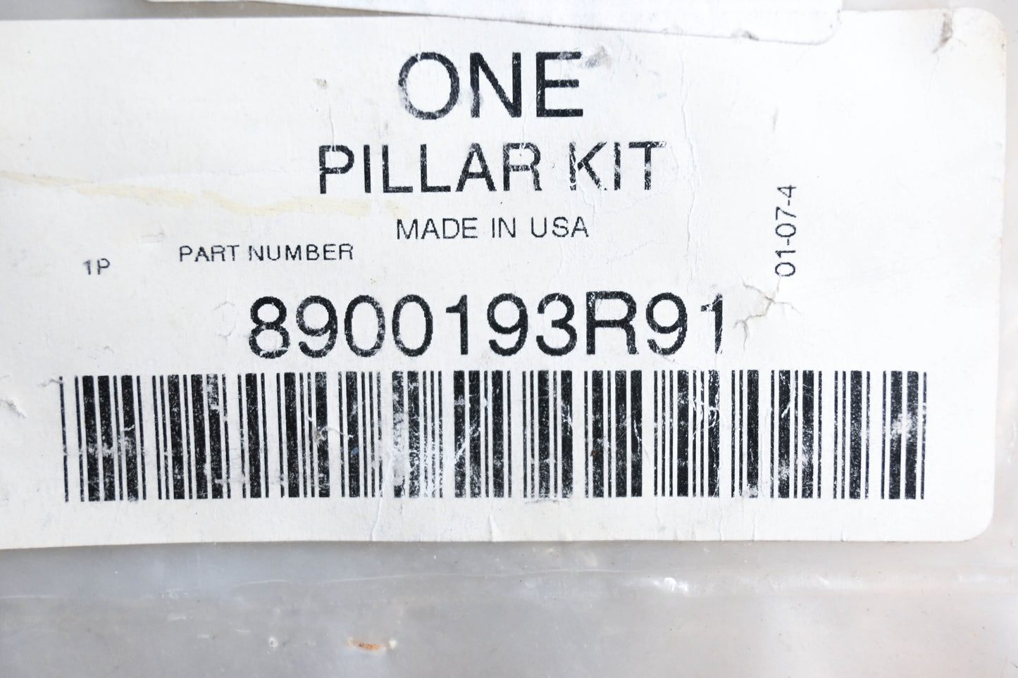 New OEM Ford 8900193R91 Pillar Kit NOS