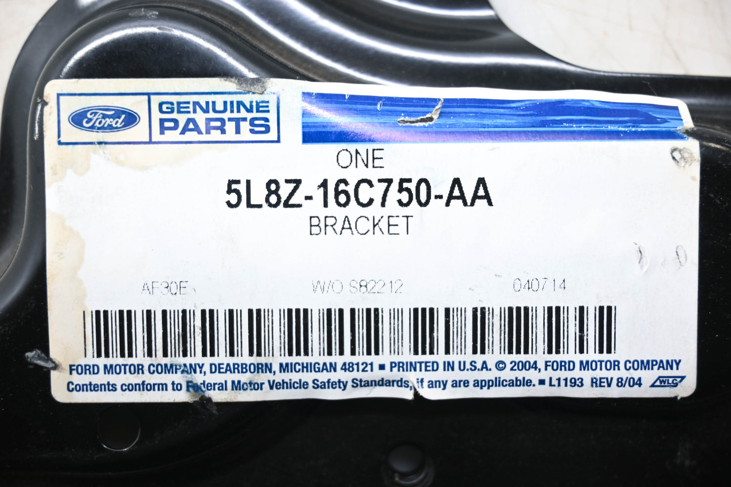New OEM Ford 5L8Z-16C750-AA Front Hood Latch Bracket NOS