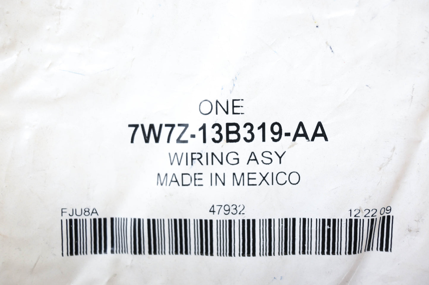 New OEM Ford 7W7Z-13B319-AA Wire Assembly NOS