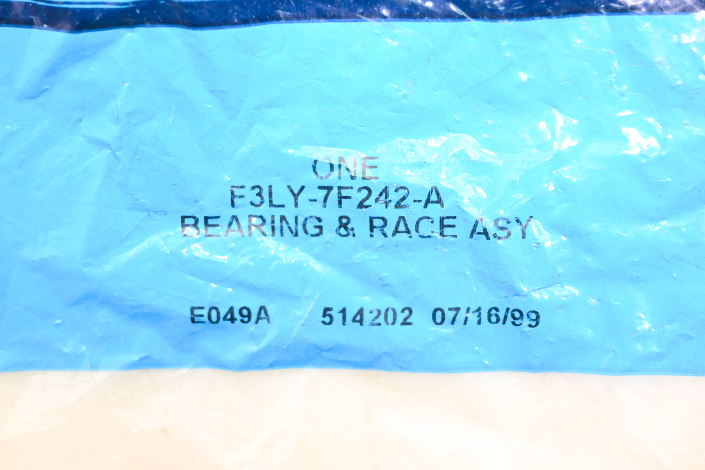 New OEM Ford F3LY-7F242-A Automatic Transmission Hub Bearing NOS