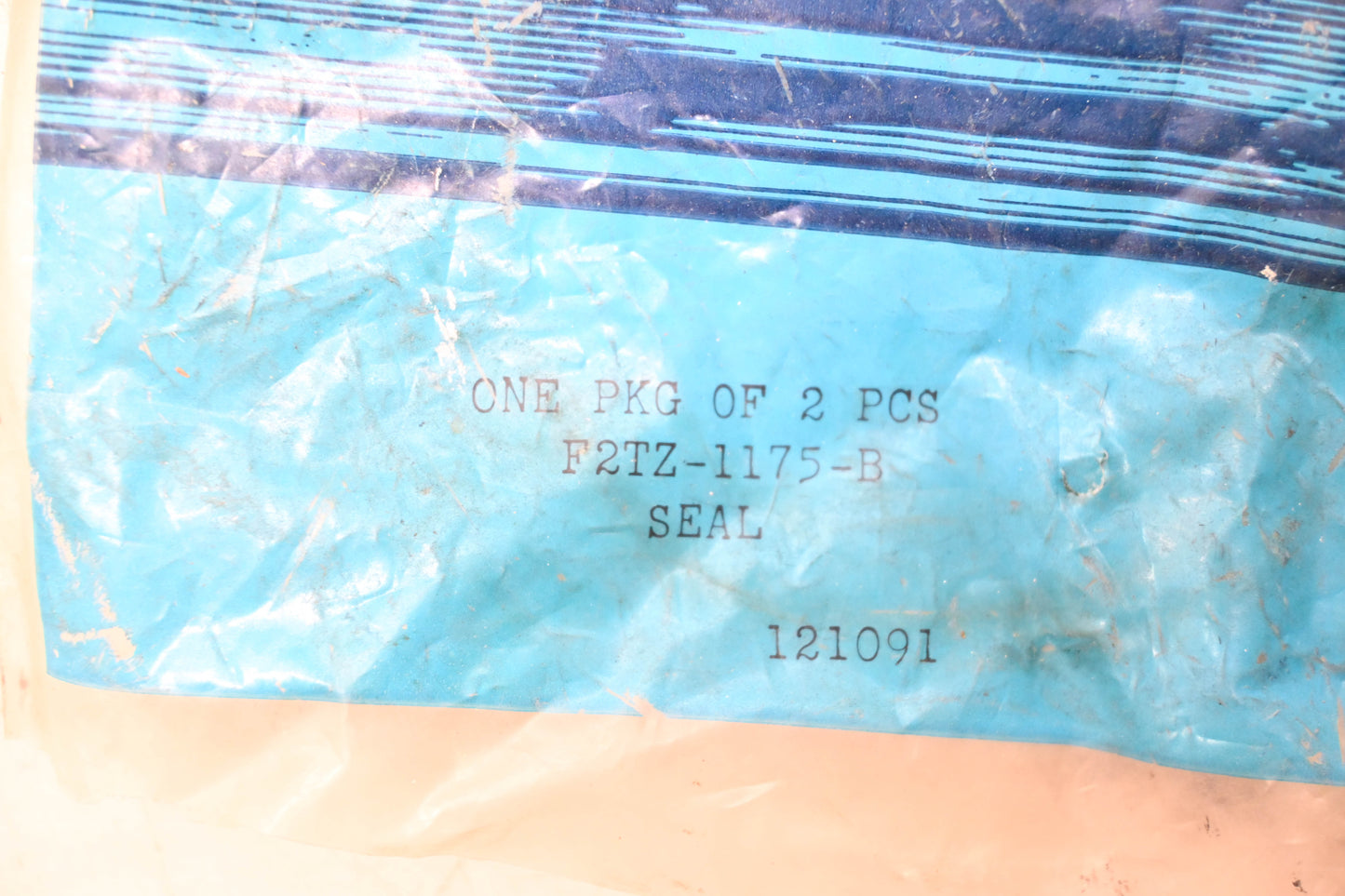 New OEM Ford F2TZ-1175-B Axle Shaft Seal NOS