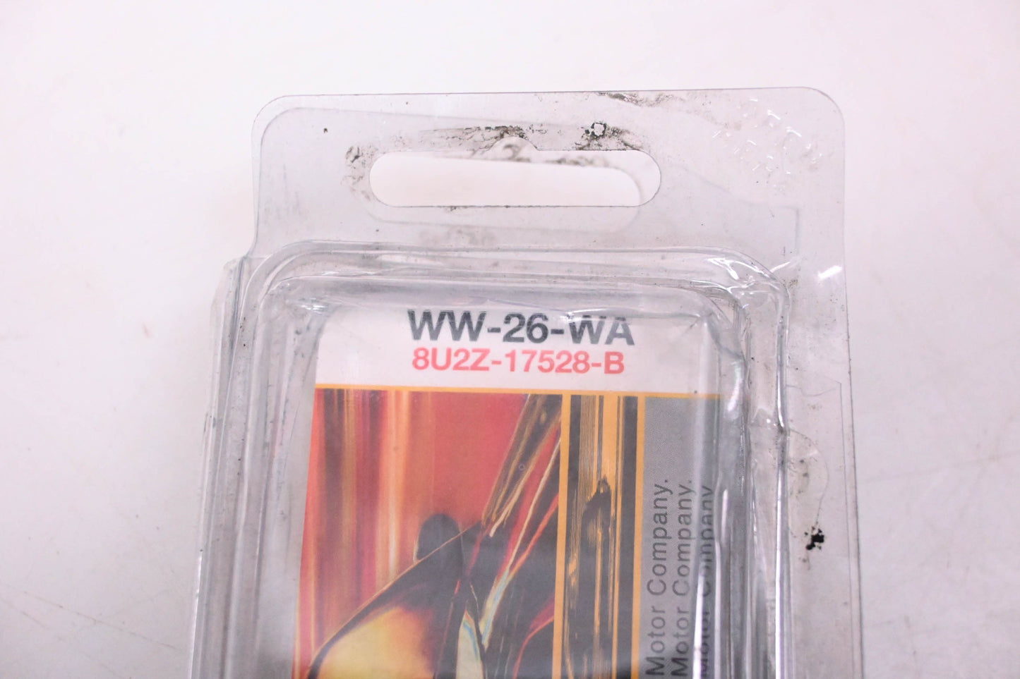 New OEM Motorcraft WW-26-WA, 8U2Z-17528-B Wiper Blade Assembly NOS