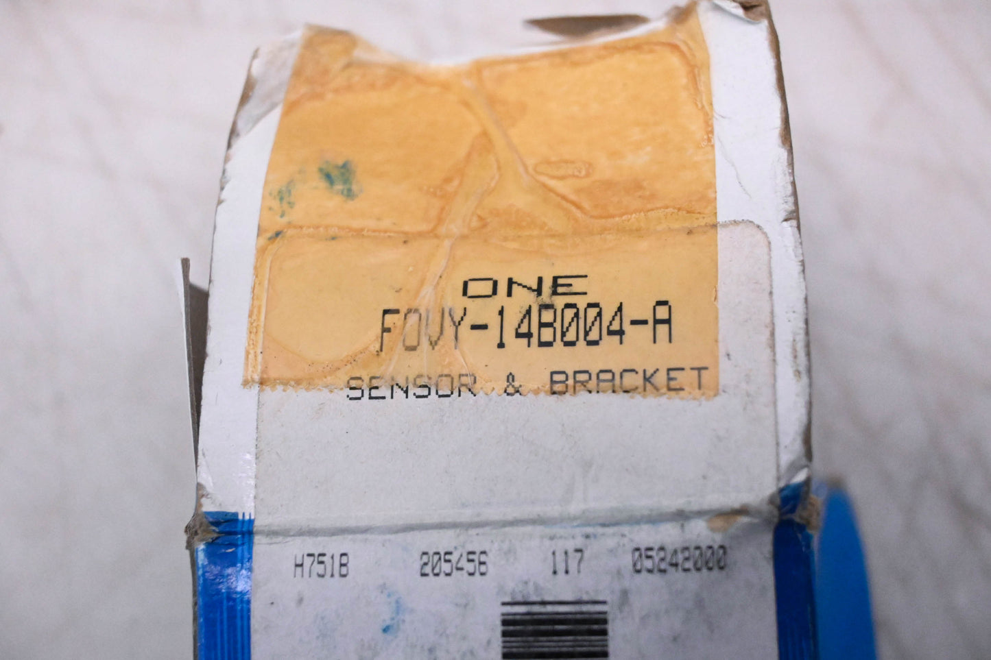 New OEM Ford FOVY-14B004-A AB Sensor & Bracket Assembly NOS