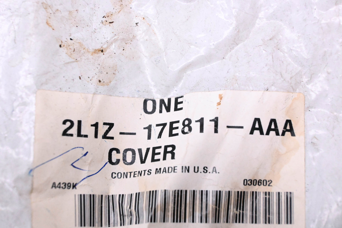 New OEM Ford 2L1Z-17E811-AAA Left Side Bumper Cover NOS