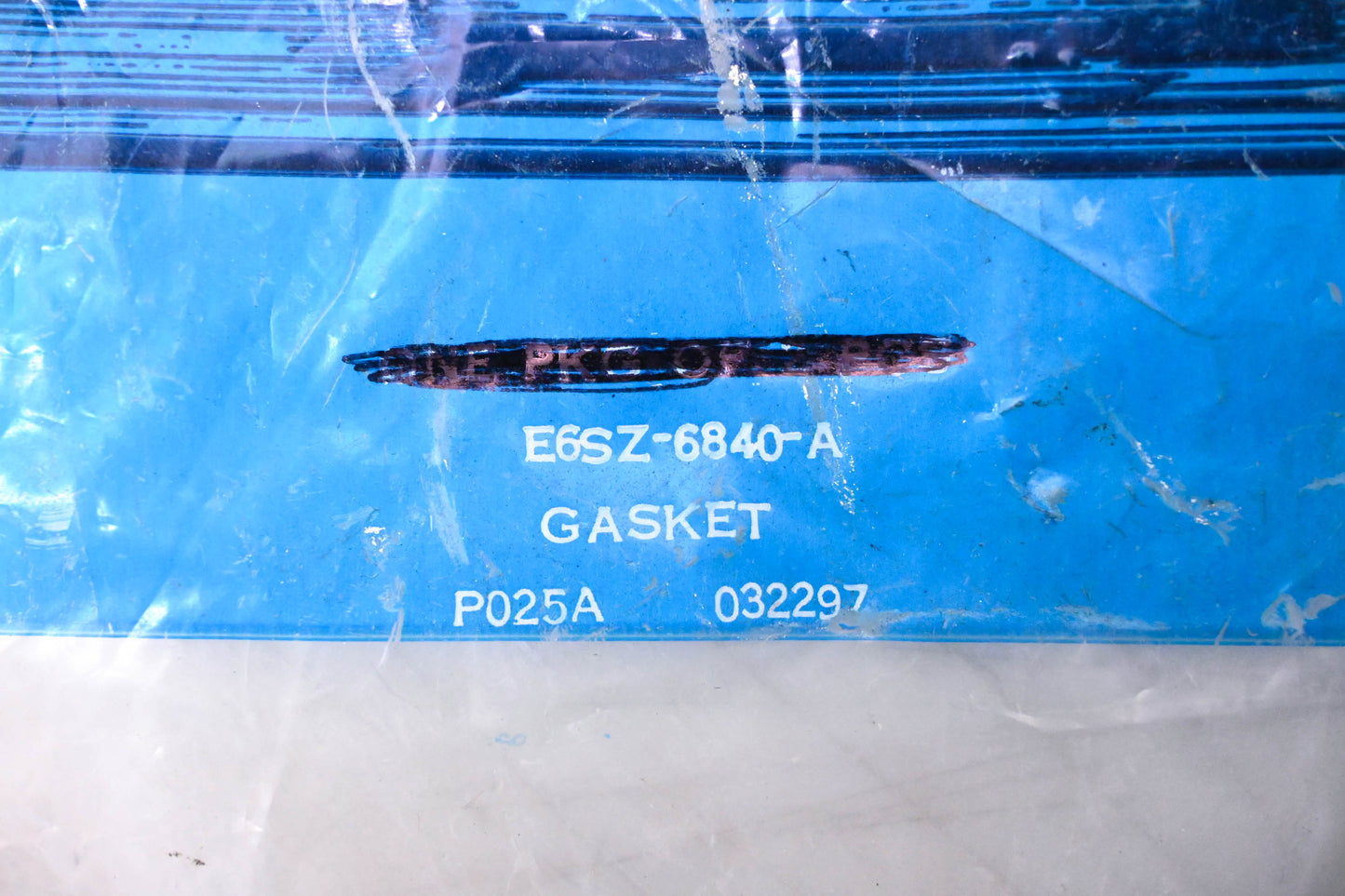 New OEM Ford E6SZ-6840-A Engine Oil Filter Adapter Gasket NOS