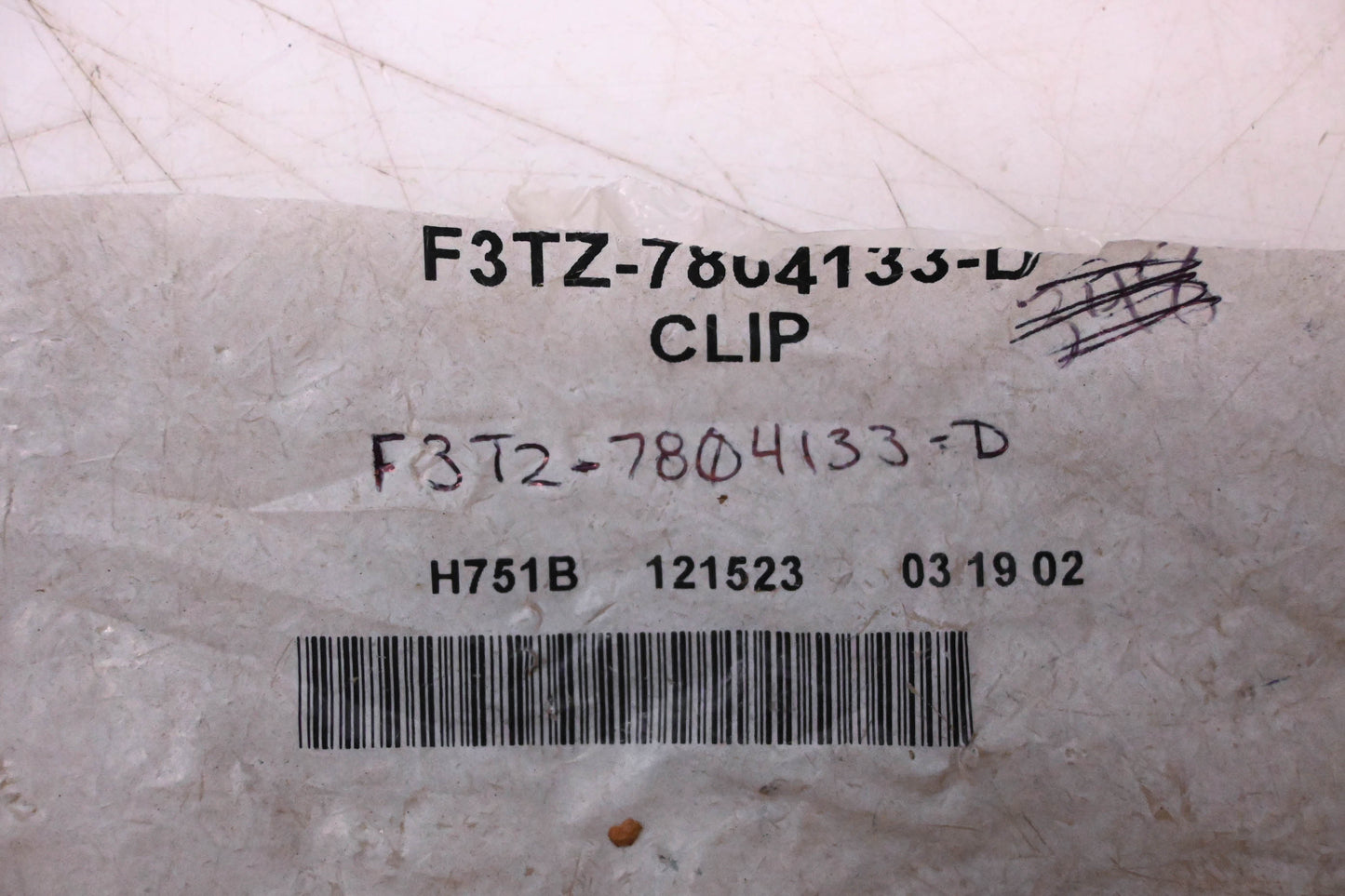 New OEM Ford F3TZ-7804133-D Sun Visor Retainer Clip NOS