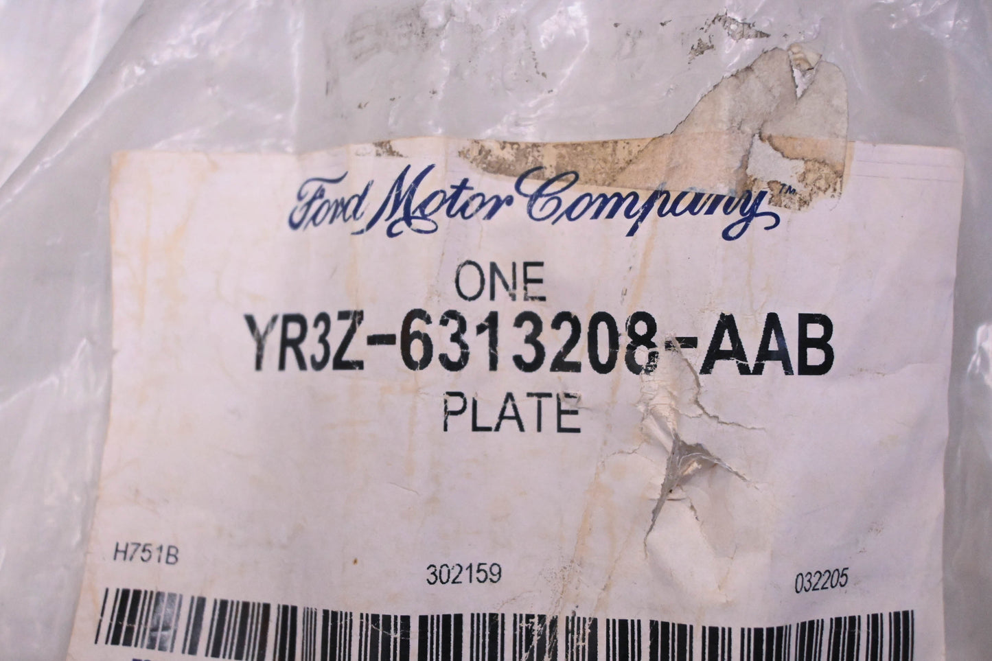 New OEM Ford YR3Z-6313208-AAB Scuff Plate NOS