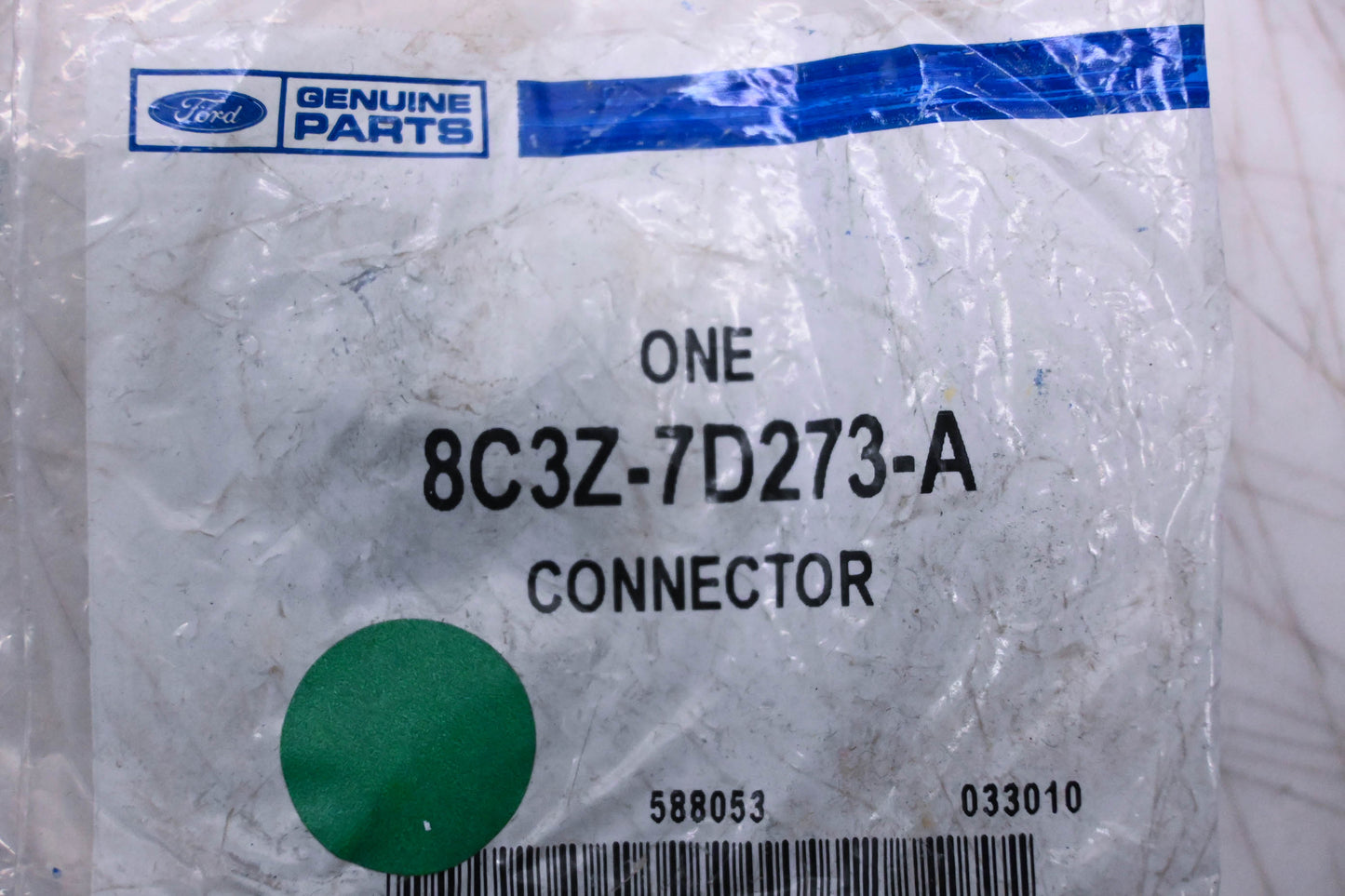 New OEM Ford 8C3Z-7D273-A Oil Tube Connector NOS