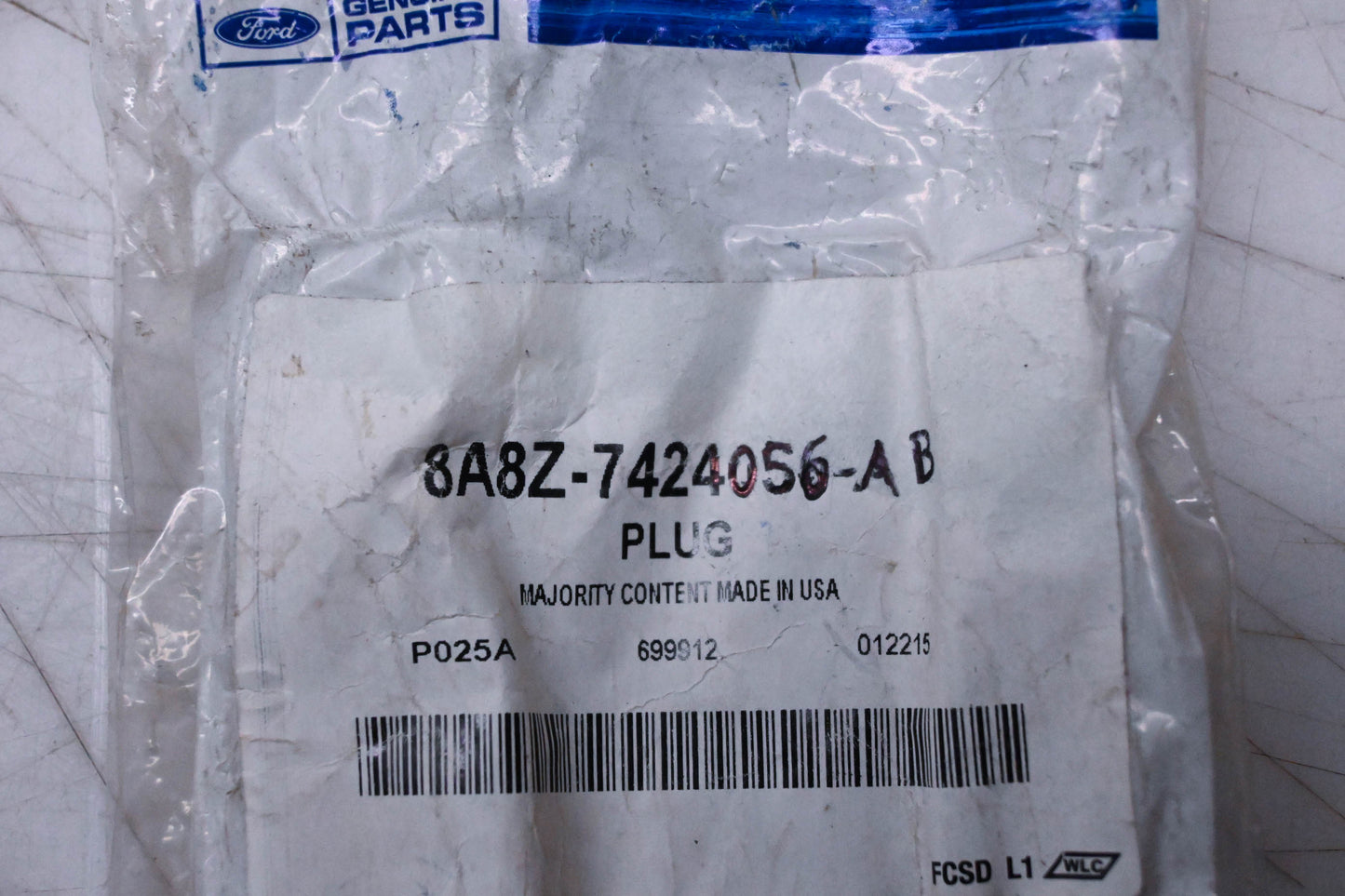 New OEM Ford 8A8Z-7424056-AB Plug NOS