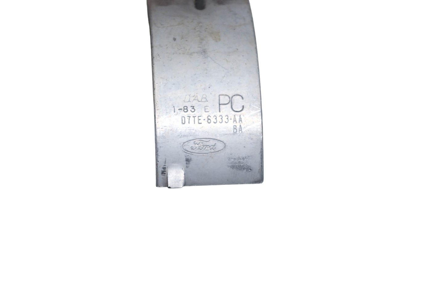 New OEM Ford D7TE-6333-AA, D7TE6333AA Half Bearing NOS