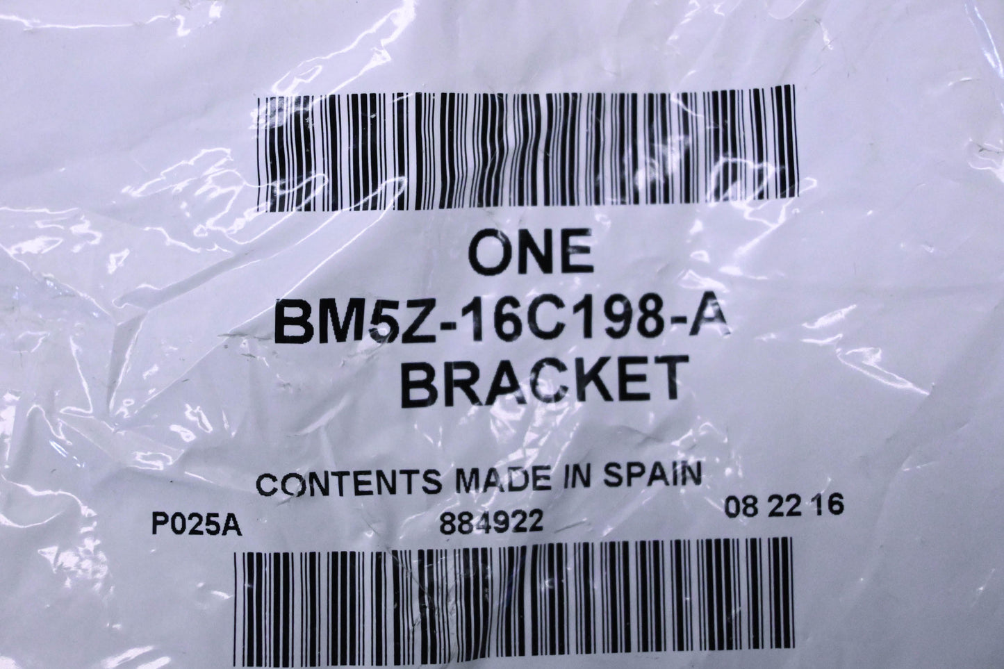 New OEM Ford BM5Z-16C198-A Right Side Fender Bracket NOS