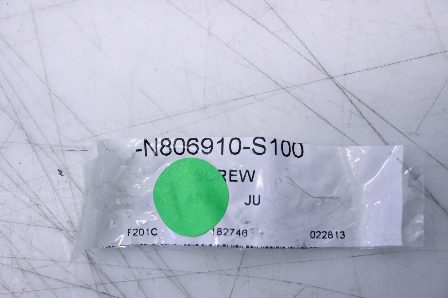 New OEM Ford N806910-S100 Screw NOS