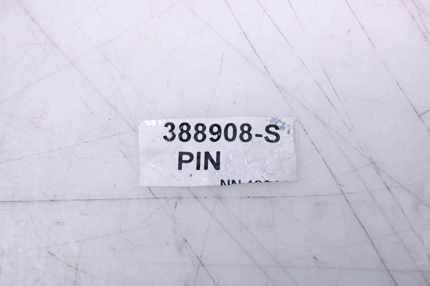 New OEM Ford 388908-S Hood Insulation Pad Clips Qty 4 NOS