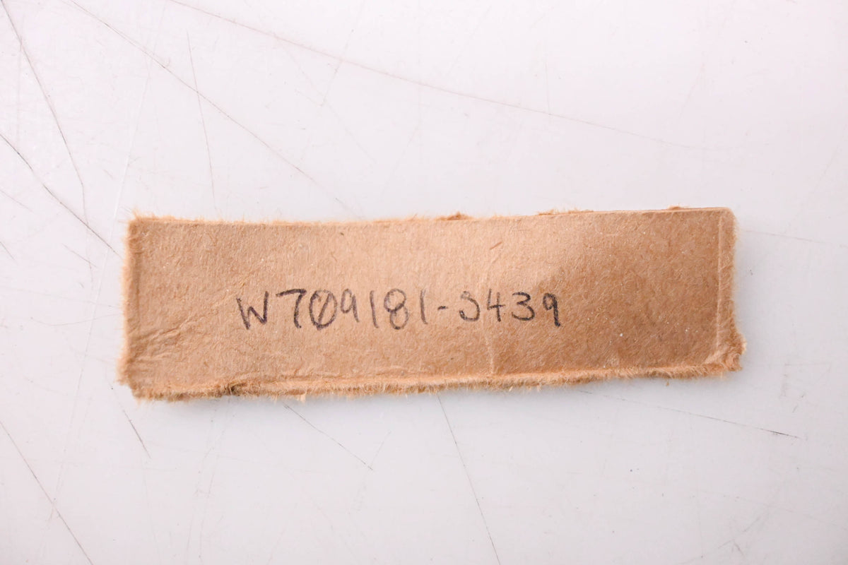 New OEM Ford W709181-S439 Trailing Arm Front Bolt NOS