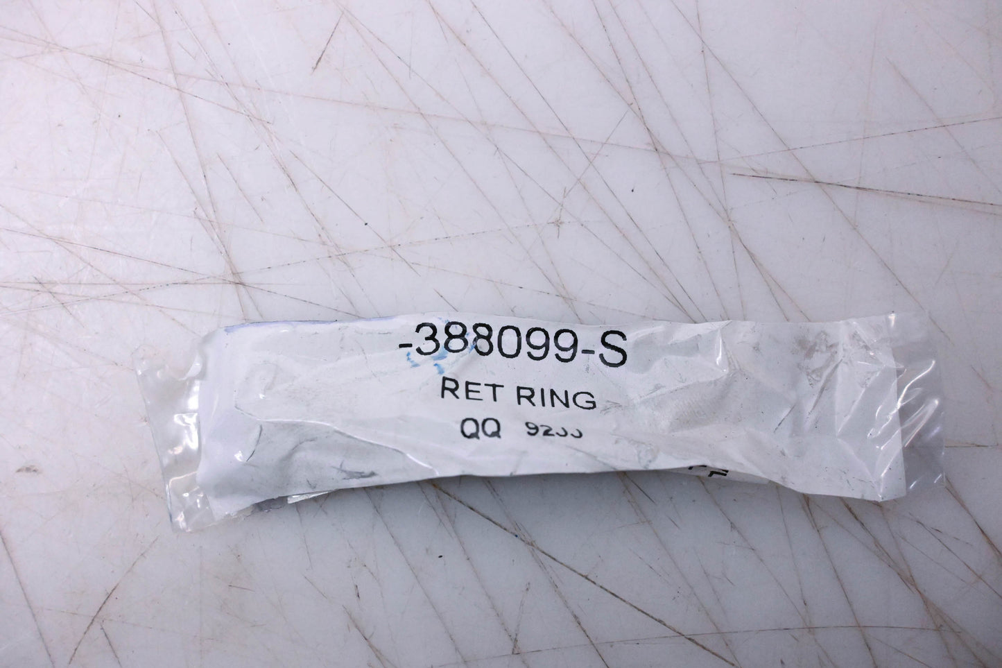 New OEM Ford 388099-S Retaining Ring NOS