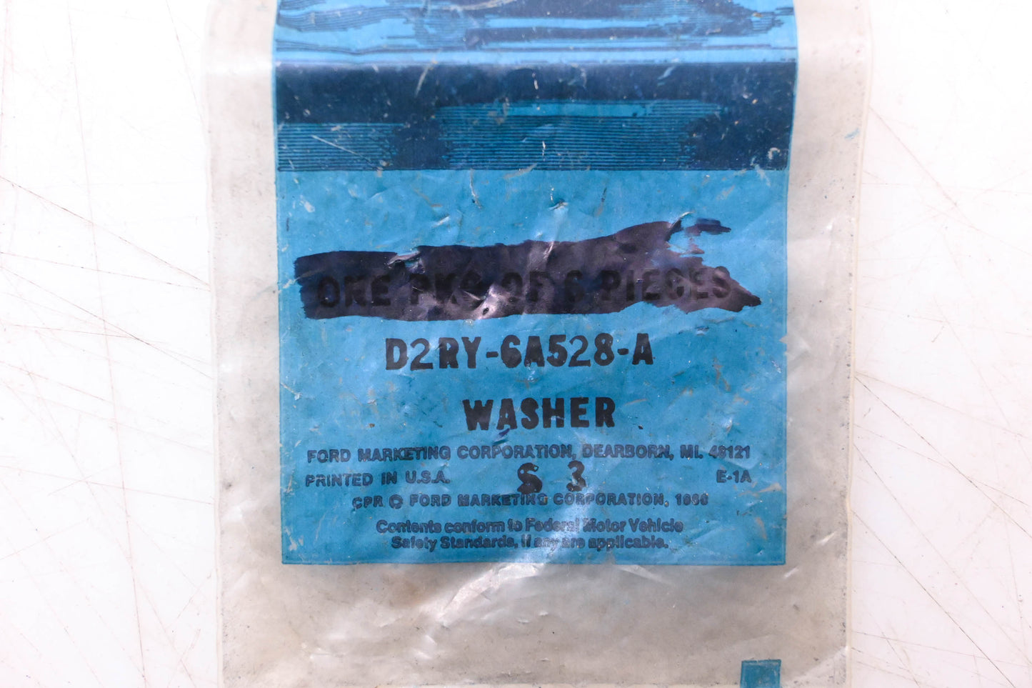 New OEM Ford D2RY-6A528-A Washers Qty 2 NOS