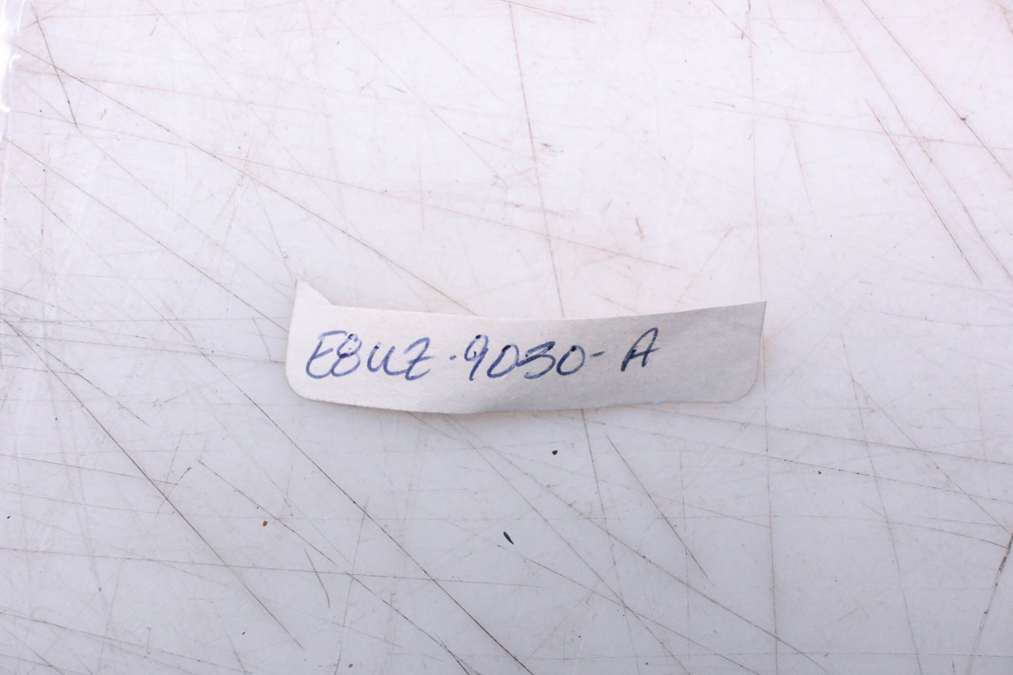 New OEM Ford E8UZ-9030-A Fuel Cap Assembly NOS