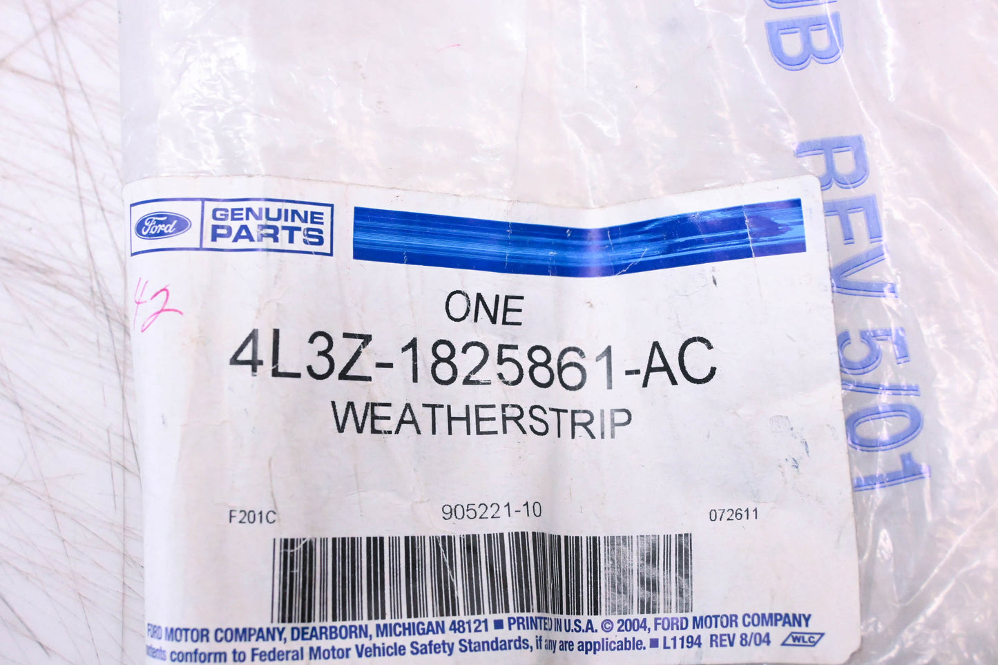 New OEM Ford 4L3Z-1825861-AC Window Weatherstrip NOS