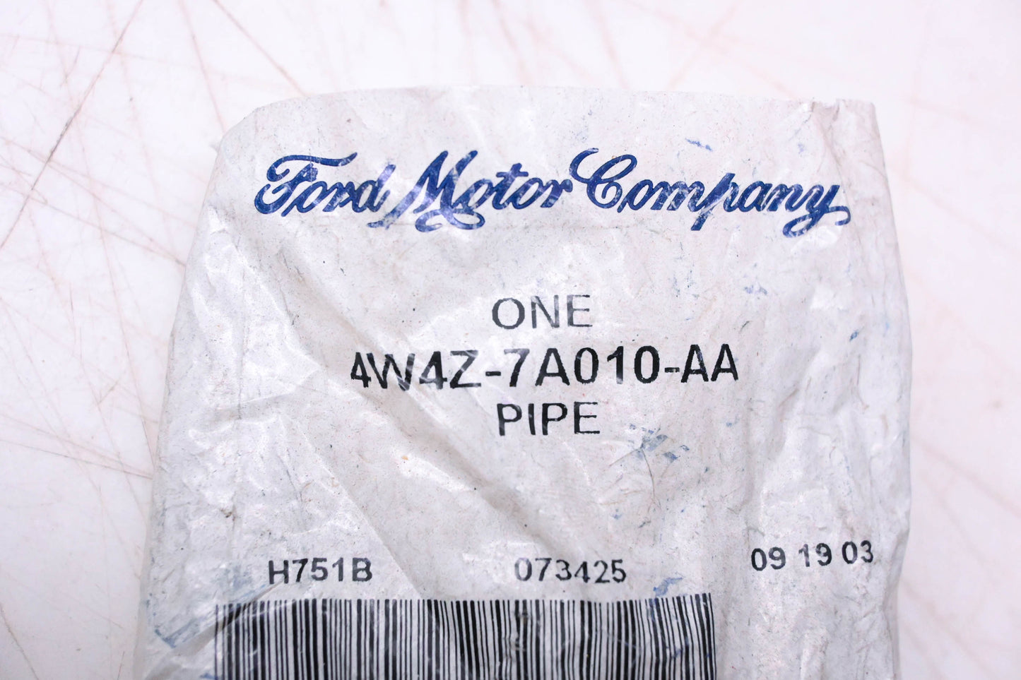 New OEM Ford 4W4Z-7A010-AA Plug/ Pipe NOS