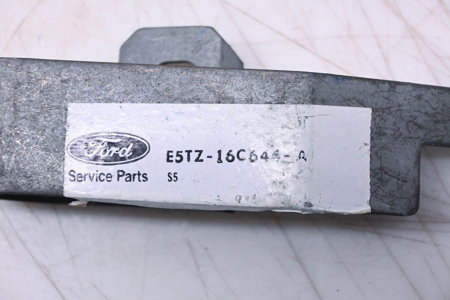 New OEM Ford E5TZ-16C644-A Bracket NOS