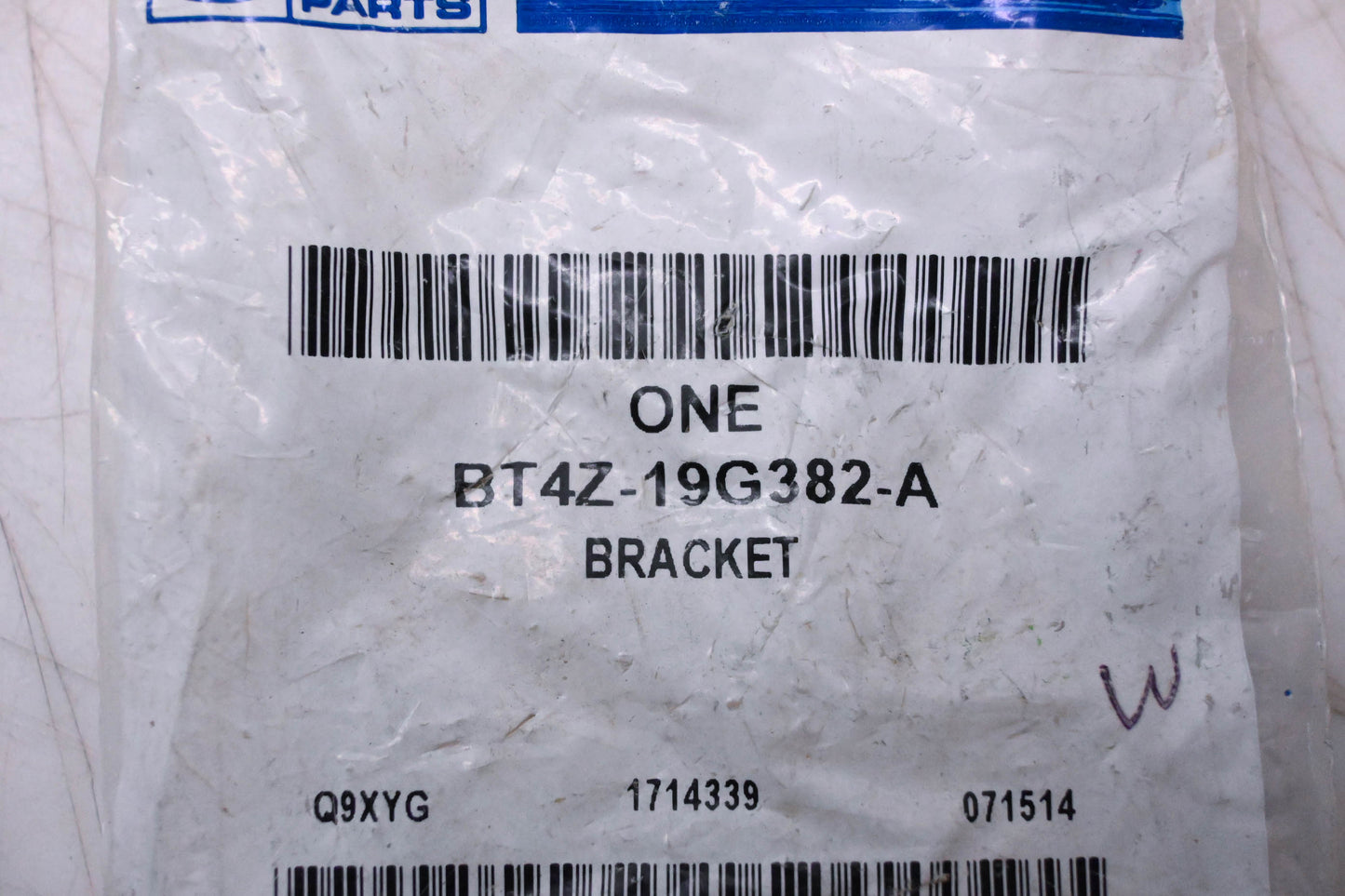 New OEM Ford BT4Z-19G382-A Bracket Kit NOS