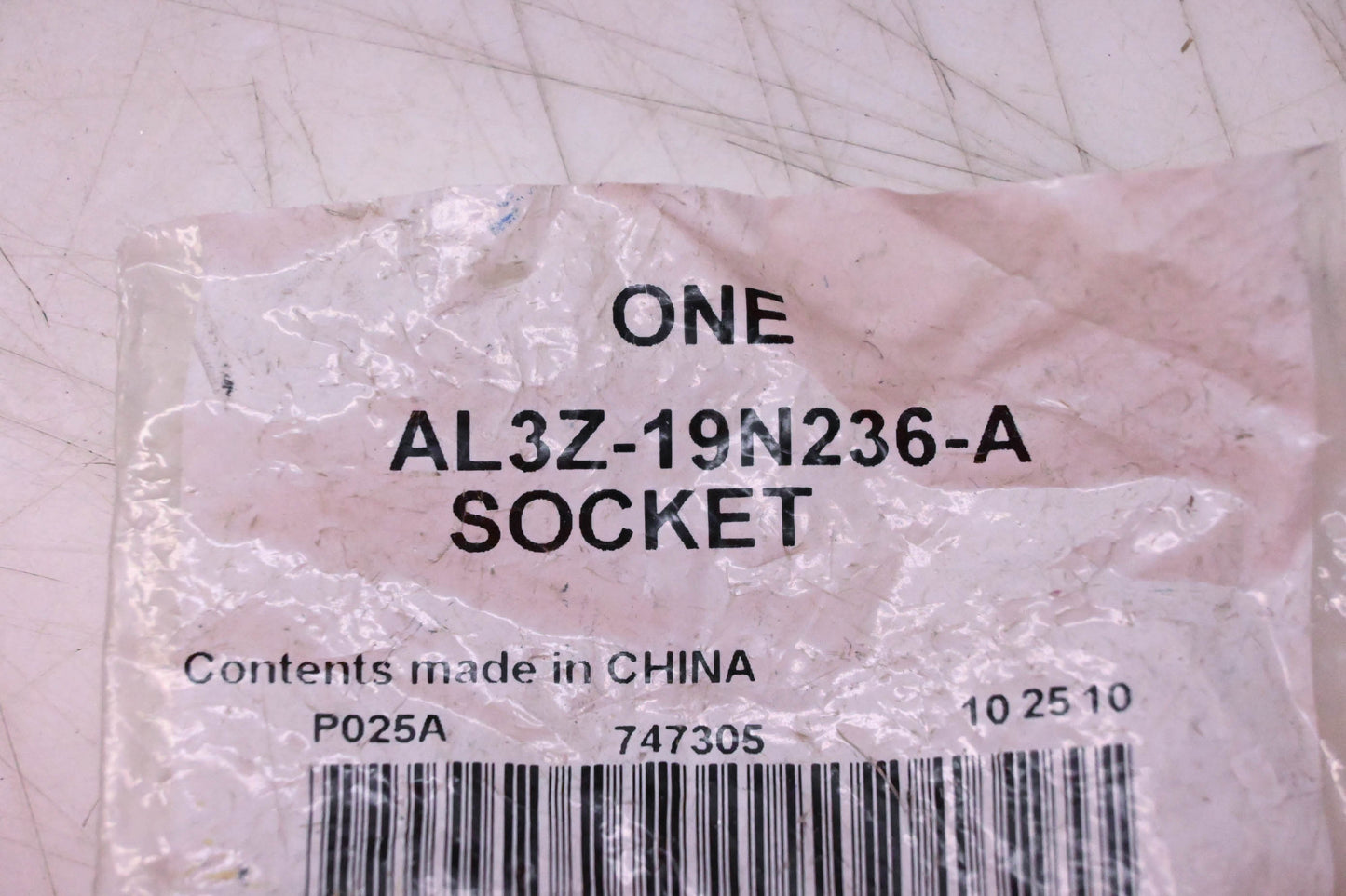 New OEM Ford AL3Z-19N236-A Power Outlet Socket Assembly NOS