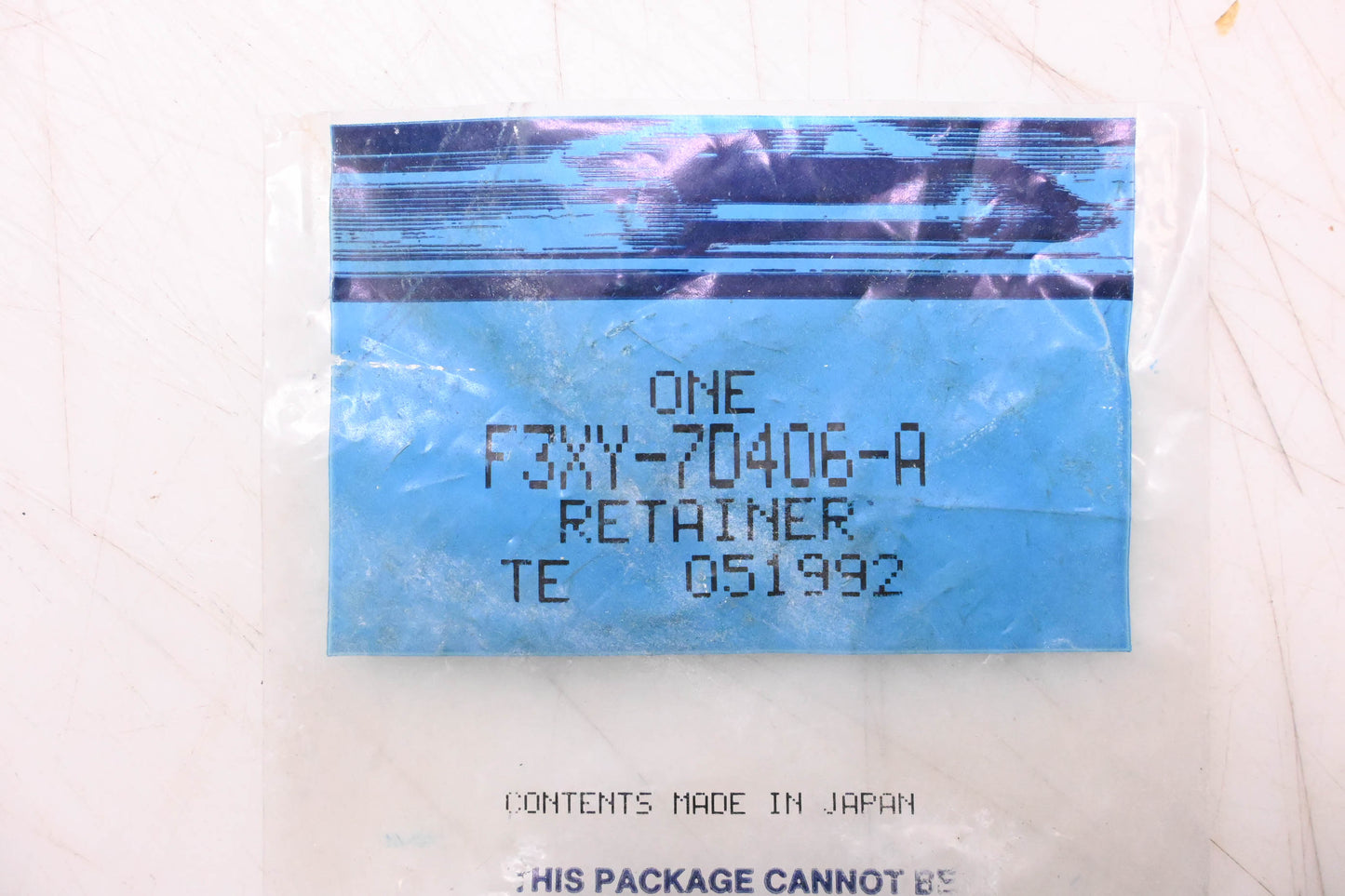 New OEM Ford F3XY-7D406-A Retainer NOS