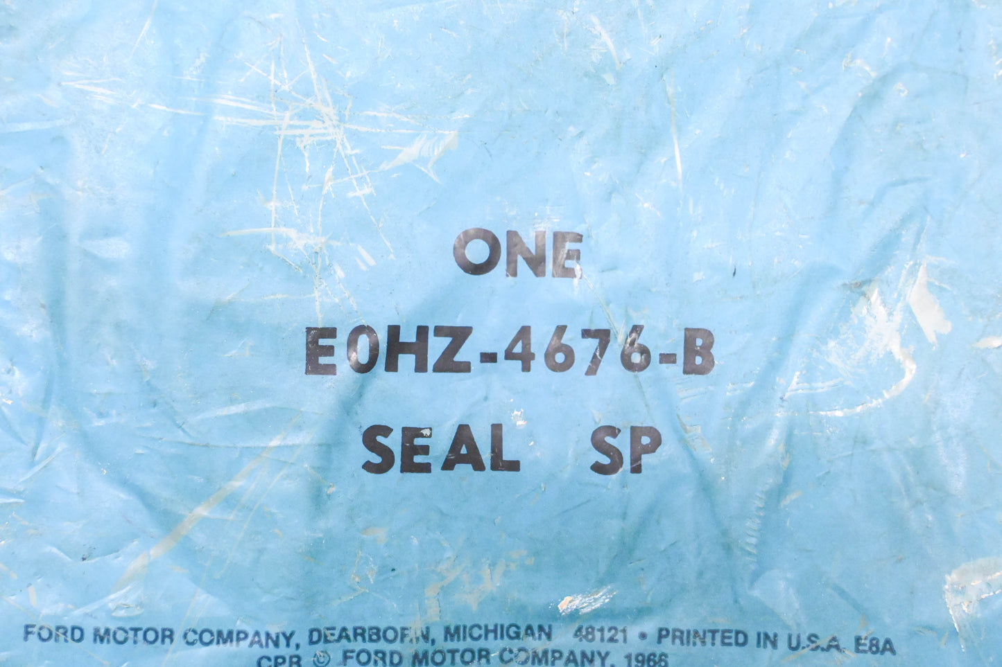 New OEM Ford EOHZ-4676-B, E0HZ-4676-B Seal NOS