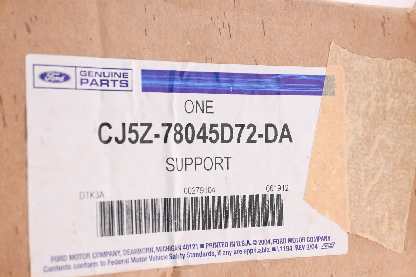 New OEM Ford CJ5Z-78045D72-DA Rear Panel Support NOS